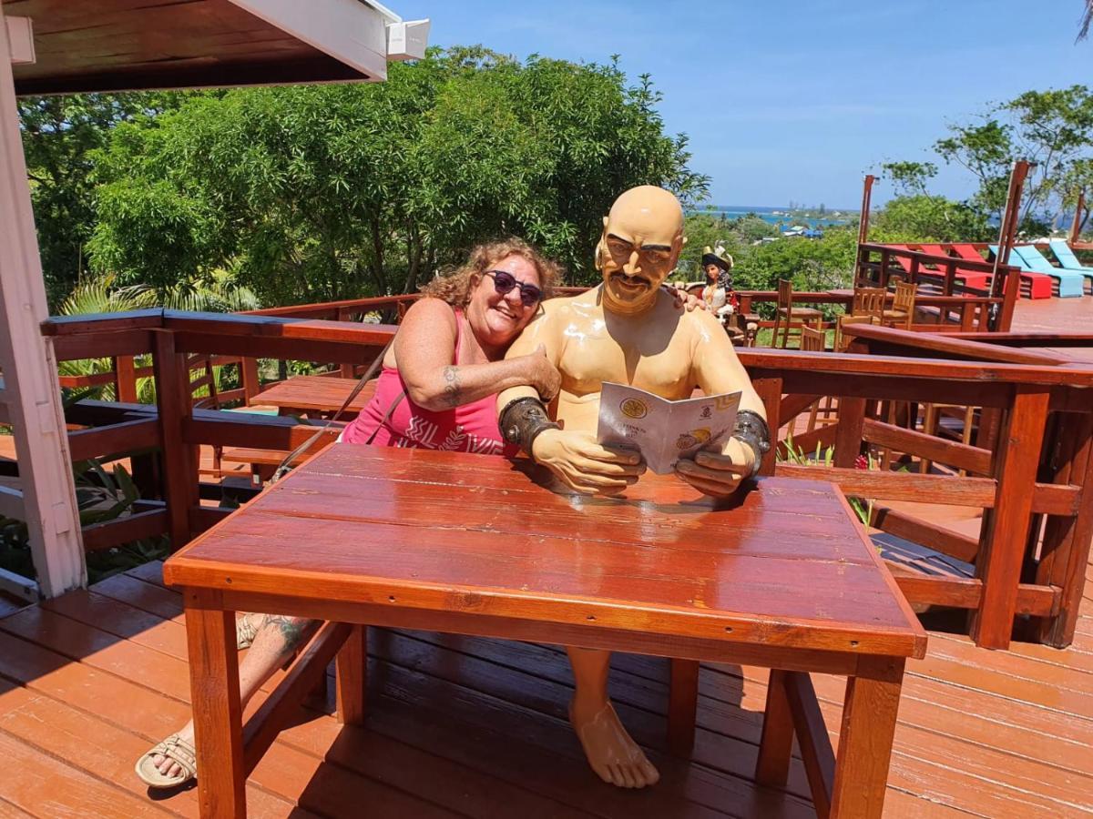 Hotel And Dive Center Roatan Yacht Club French Harbour Ngoại thất bức ảnh