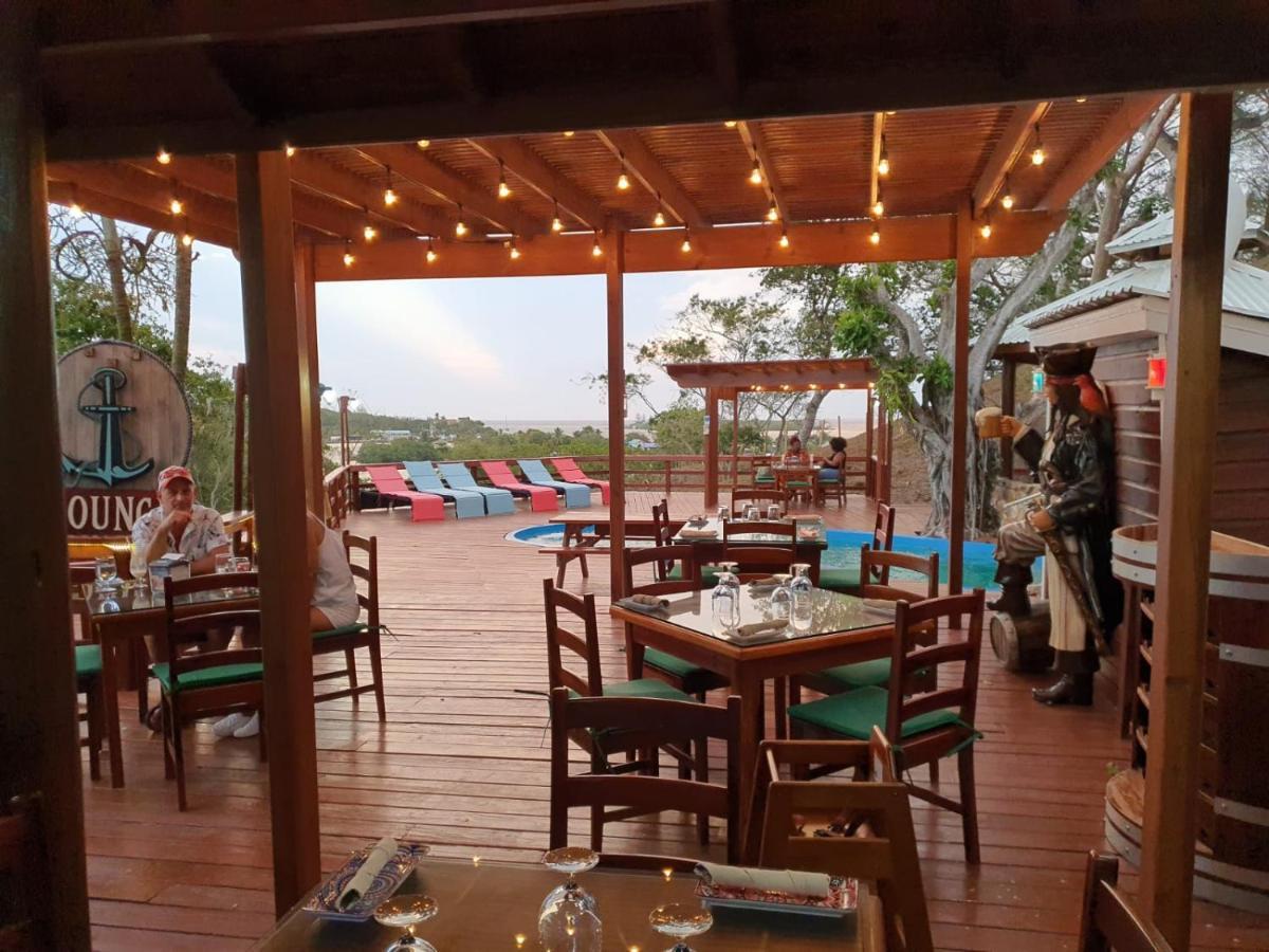Hotel And Dive Center Roatan Yacht Club French Harbour Ngoại thất bức ảnh