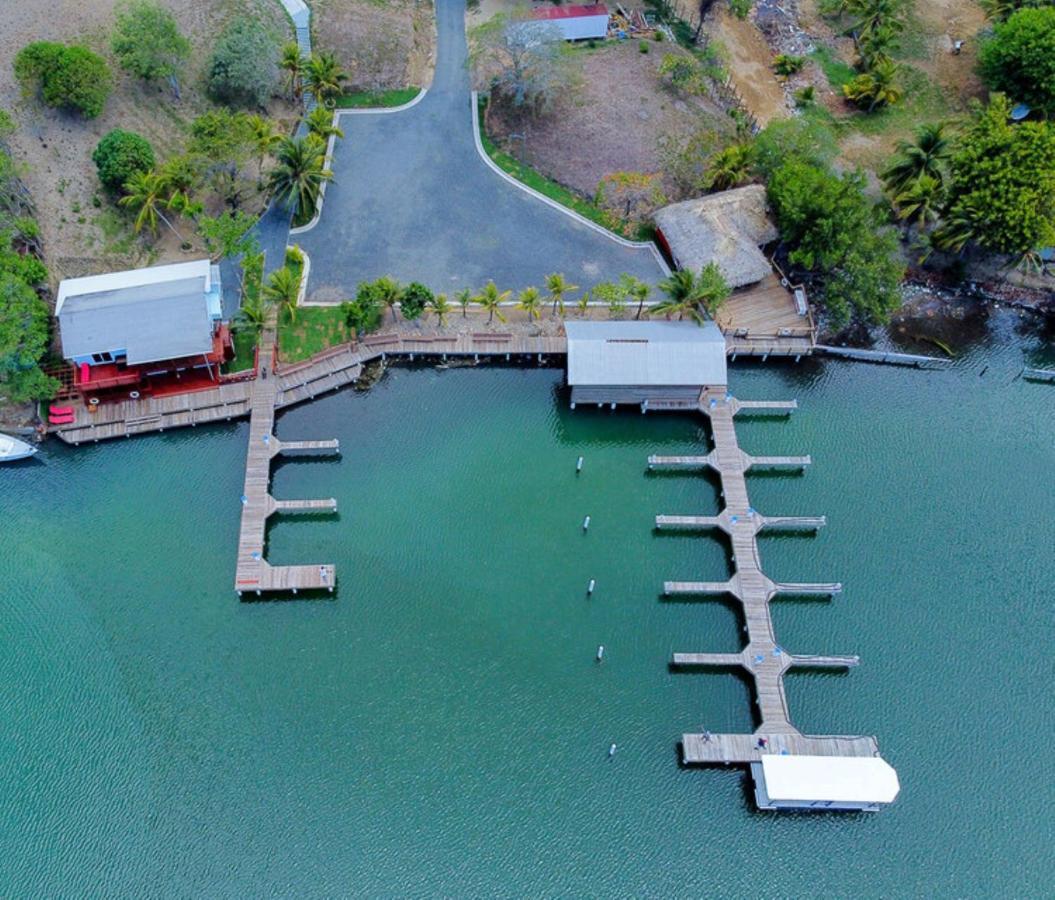 Hotel And Dive Center Roatan Yacht Club French Harbour Ngoại thất bức ảnh